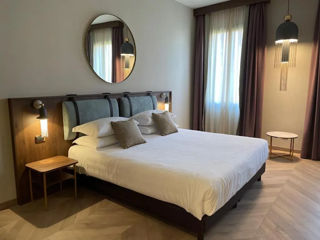 Ca' Vendramin Zago Hotel Veneza 4*,