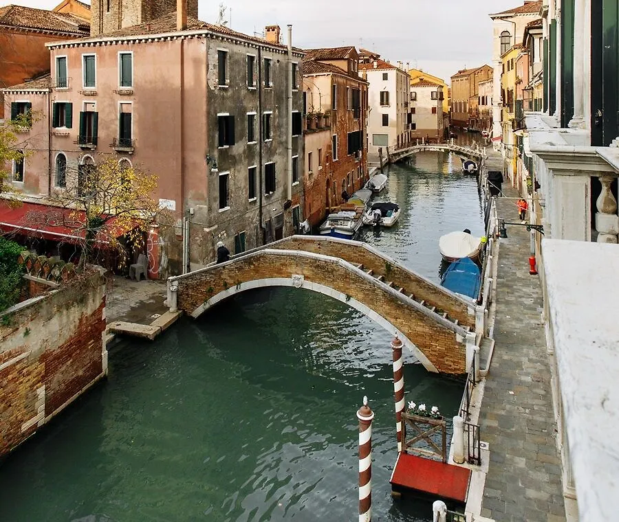 Ca' Vendramin Zago Hotel Veneza 4*,